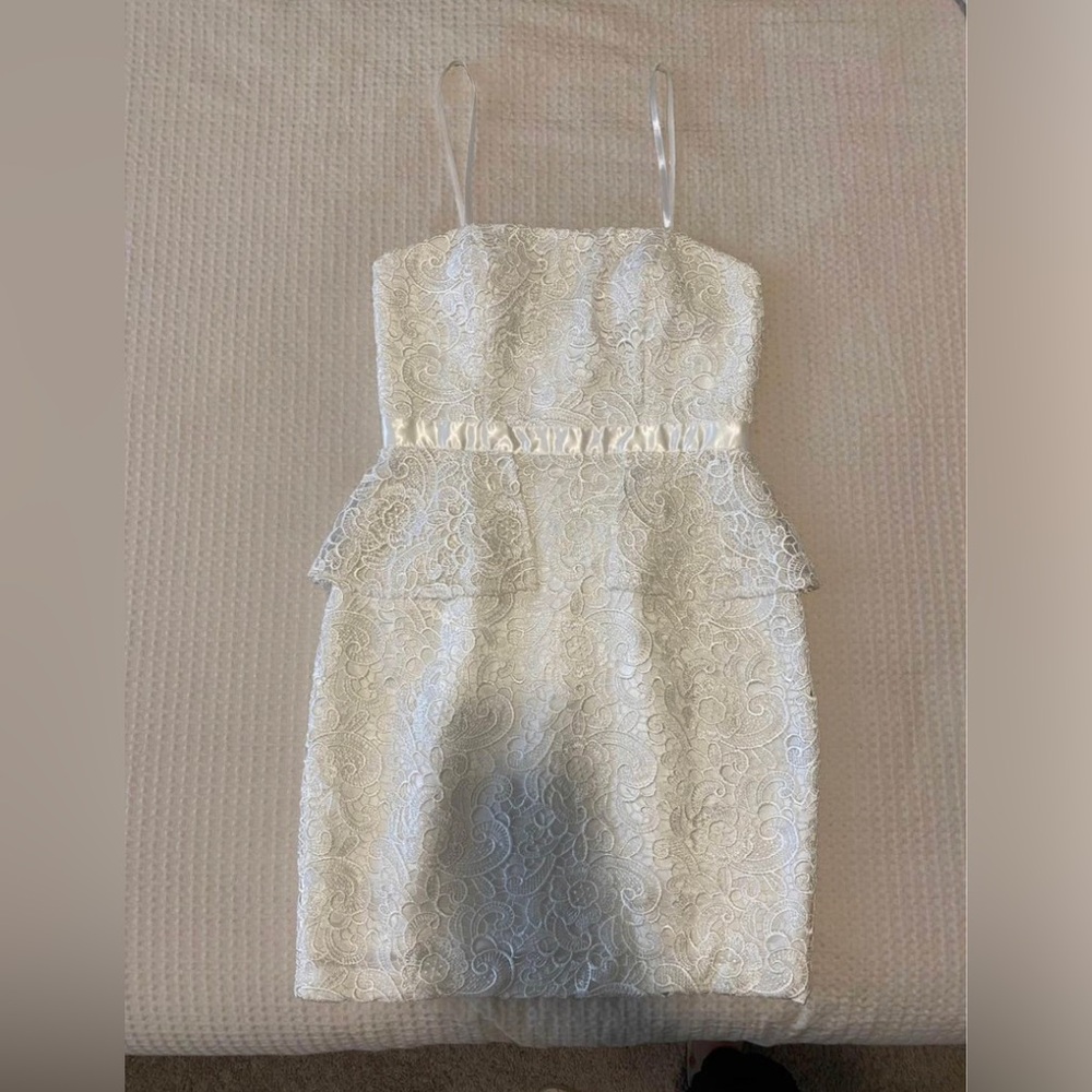 NEW size 0 white lace dress with tags